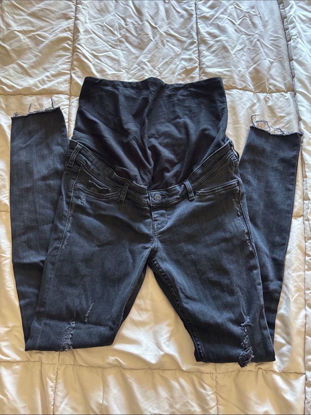 &Denim by H&M Distressed Maternity Skinny Jeans